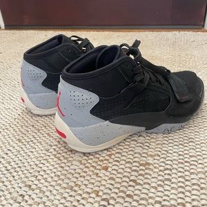 Big Boy JORDAN basketball sneakers.